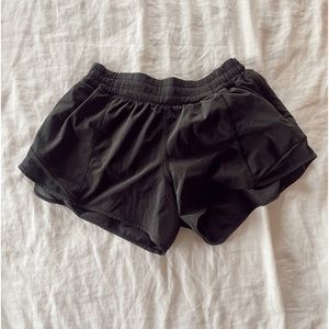 LULULEMON BLACK HOTTY HOTS